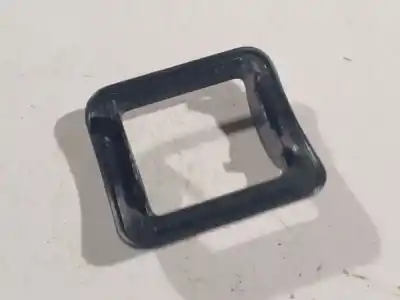 Pezzo di ricambio per auto di seconda mano plastica per opel senator a (29_) 3.0 e riferimenti oem iam 893961h010  89396 1h010