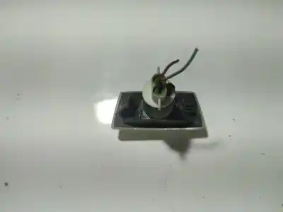 Pezzo di ricambio per auto di seconda mano lampada laterale sinistra per opel astra h (a04) 1.9 cdti (l48) riferimenti oem iam 13228581  13 228 581