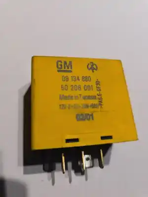 Recambio de automóvil de segunda mano de RELÉ PARA AUTOMÓVIL para OPEL VECTRA B RANCHERA FAMILIAR (J96) 2.2 I 16V (F35) referencias OEM IAM 09134880  
