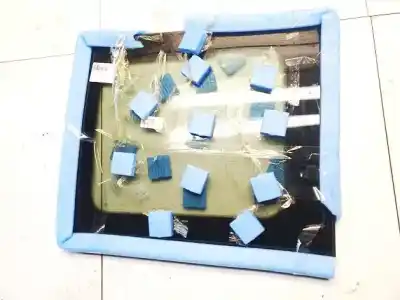 Peça sobressalente para automóvel em segunda mão vidro custódia triangular traseiro direito por opel combo 1.7 16v cdti referências oem iam as2