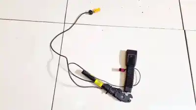 Автозапчастина б/у передній правий гачок для nissan bluebird hatchback (t72, t12) 1.6 посилання на oem iam 4x51a61208cb  1152146-003