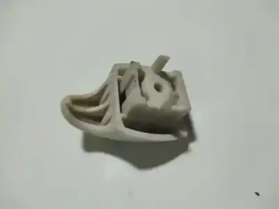 Pezzo di ricambio per auto di seconda mano plastica per ford focus lim. (cb8) 1.6 tdci cat riferimenti oem iam 151a290c14abw  151-a290c14-abw