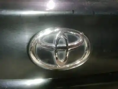 Peça sobressalente para automóvel em segunda mão emblema por toyota avensis (_t25_) 2.2 d-cat (adt251_) referências oem iam 