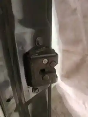 Peça sobressalente para automóvel em segunda mão fechadura do mala por toyota avensis (_t25_) 2.2 d-cat (adt251_) referências oem iam 