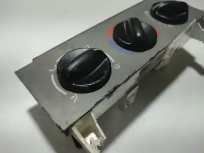 Peça sobressalente para automóvel em segunda mão comando de sofagem (chauffage / ar condicionado) por renault kangoo (kc0/1_) 1.2 16v (kc05, kc06, kc03, kc0t, kc0w, kc1d) referências oem iam 79828  79 828, 798280972 Peça sobressalente para automóvel em segunda mão comando de sofagem (chauffage / ar condicionado) por renault kangoo (kc0/1_) 1.2 16v (kc05, kc06, kc03, kc0t, kc0w, kc1d) referências oem iam 79828  79 828, 798280972
