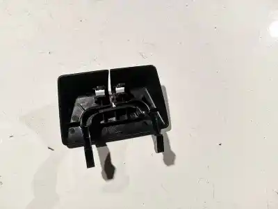 Автозапчастина б/у пластикler для nissan bluebird hatchback (t72, t12) 1.6 посилання на oem iam 261994004  261994-004