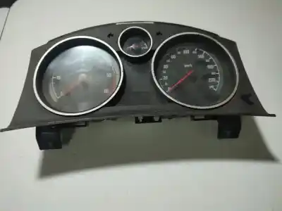 Pezzo di ricambio per auto di seconda mano pannello degli strumenti per opel astra h (a04) 1.9 cdti (l48) riferimenti oem iam 3024902
