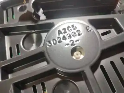 Pièce détachée automobile d'occasion compteur de vitesse tableau de bord pour opel astra h (a04) 1.9 cdti (l48) références oem iam 3024902  3024902