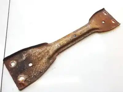 Second-hand car spare part engine support for opel kadett e fastback (t85) 1.4 s (c08, c48, d08, d48) oem iam references   