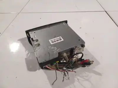 Peça sobressalente para automóvel em segunda mão sistema de áudio / rádio cd por renault kangoo (kc0/1_) 1.2 16v (kc05, kc06, kc03, kc0t, kc0w, kc1d) referências oem iam 8200607915  8200 607 915, 8200607915t, r883-security, r883security Peça sobressalente para automóvel em segunda mão sistema de áudio / rádio cd por renault kangoo (kc0/1_) 1.2 16v (kc05, kc06, kc03, kc0t, kc0w, kc1d) referências oem iam 8200607915  8200 607 915, 8200607915t, r883-security, r883security