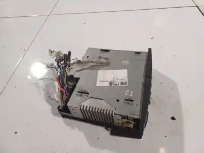 Peça sobressalente para automóvel em segunda mão sistema de áudio / rádio cd por renault kangoo (kc0/1_) 1.2 16v (kc05, kc06, kc03, kc0t, kc0w, kc1d) referências oem iam 8200607915  8200 607 915, 8200607915t, r883-security, r883security Peça sobressalente para automóvel em segunda mão sistema de áudio / rádio cd por renault kangoo (kc0/1_) 1.2 16v (kc05, kc06, kc03, kc0t, kc0w, kc1d) referências oem iam 8200607915  8200 607 915, 8200607915t, r883-security, r883security