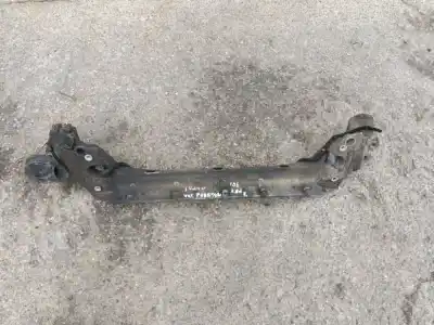 Peça sobressalente para automóvel em segunda mão charrió / suporte de eixo dianteiro por opel kadett e fastback (t85) 1.4 s (c08, c48, d08, d48) referências oem iam 