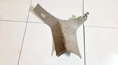 Peça sobressalente para automóvel em segunda mão plásticos por bmw 3 (e30) m3 2.3 referências oem iam 13129674