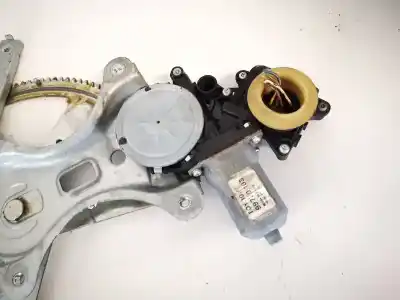 Peça sobressalente para automóvel em segunda mão motor elevador vidro traseiro direito por toyota corolla verso (zer_, zze12_, r1_) 2.2 d-4d (aur10_) referências oem iam 698300f020