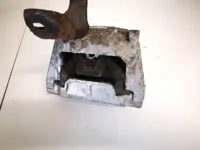 Second-hand car spare part engine support for opel kadett e fastback (t85) 1.4 s (c08, c48, d08, d48) oem iam references 1k0199262  