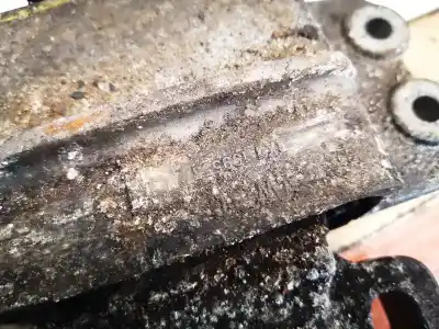 Second-hand car spare part engine support for opel kadett e fastback (t85) 1.4 s (c08, c48, d08, d48) oem iam references 1k0199555  