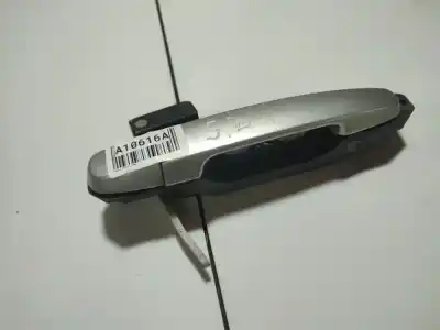 Peça sobressalente para automóvel em segunda mão puxador exterior traseiro direito por toyota avensis (_t25_) 2.2 d-cat (adt251_) referências oem iam 