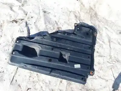 Peça sobressalente para automóvel em segunda mão plásticos por toyota corolla verso (zer_, zze12_, r1_) 2.2 d-4d (aur10_) referências oem iam 583980f010