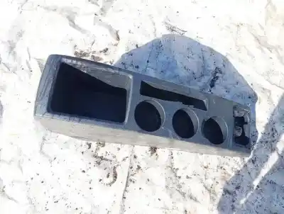 Peça sobressalente para automóvel em segunda mão plásticos por toyota corolla verso (zer_, zze12_, r1_) 2.2 d-4d (aur10_) referências oem iam 589110f010