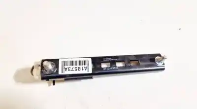 Gebrauchtes Autoersatzteil gürtelhaken vorn links zum opel zafira / zafira family b (a05) 1.9 cdti (m75) oem-iam-referenzen 13193568