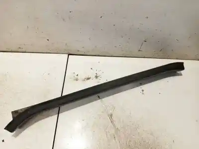 Peça sobressalente para automóvel em segunda mão plásticos por toyota corolla verso (zer_, zze12_, r1_) 2.2 d-4d (aur10_) referências oem iam 679140f010