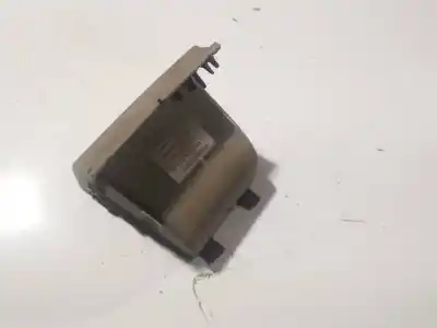 Автозапчастина б/у бардачок для audi a3 (8p1) 2.0 tdi 16v посилання на oem iam 8p0863351d  