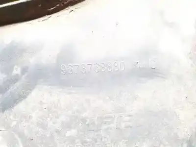 Piesă de schimb auto la mâna a doua apãratoare roti fata stânga pentru peugeot 208 i (ca_, cc_) 1.2 vti 82 referințe oem iam 9673768880  
