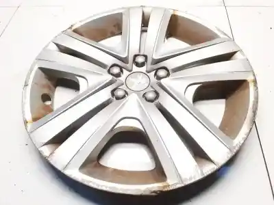 Recambio de automóvil de segunda mano de Embellecedor-tapacubos de rueda R16 para PEUGEOT 208 I (CA_, CC_) 1.2 VTI 82 referencias OEM IAM 9809717877  
