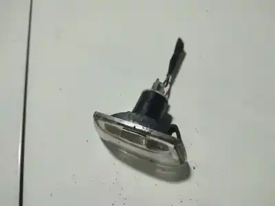 Pezzo di ricambio per auto di seconda mano lampada laterale sinistra per bmw 3 (e30) m3 2.3 riferimenti oem iam gm13228580