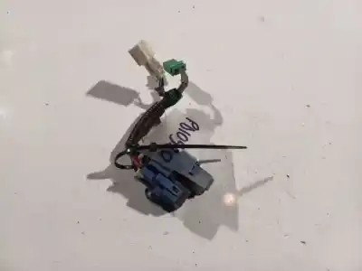 Piesă de schimb auto la mâna a doua panou siguranțe pentru opel corsa a fastback (s83) 1.2 i (f08, m08, f68, m68) referințe oem iam 81133snb6e010m1 Piesă de schimb auto la mâna a doua panou siguranțe pentru opel corsa a fastback (s83) 1.2 i (f08, m08, f68, m68) referințe oem iam 81133snb6e010m1