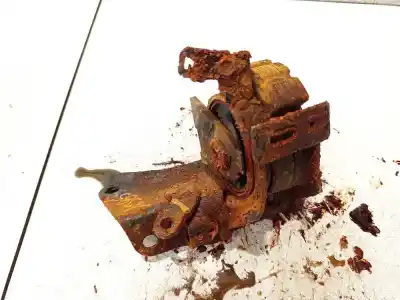 Second-hand car spare part engine support for toyota corolla verso (r1) 2.2 d-4d sol oem iam references   