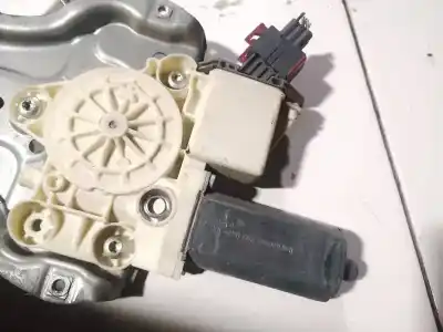 Peça sobressalente para automóvel em segunda mão motor elevador vidro dianteiro direito por toyota avensis (_t25_) 2.2 d-cat (adt251_) referências oem iam 6981005050