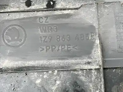 Автозапчастина б/у пластика для skoda octavia ii (1z3) 1.6 tdi посилання на oem iam 1z9863485b  