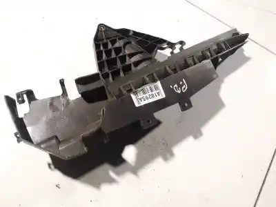 Автозапчасти б/у пластик за nissan bluebird hatchback (t72, t12) 1.6 ссылки oem iam 3m51r21978aa