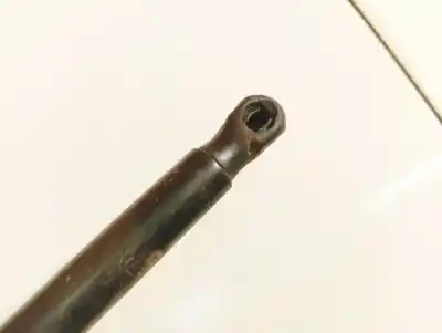 Pièce détachée automobile d'occasion vérin de hayon / coffre pour ford fiesta vi (cb1, ccn) 1.4 tdci références oem iam 8a61a406a10ac  024133