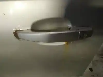 Pezzo di ricambio per auto di seconda mano maniglia esterna anteriore sinistra per opel astra h (a04) 1.7 cdti (l48) riferimenti oem iam   