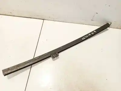 Pezzo di ricambio per auto di seconda mano plastica per bmw 3 (e30) m3 2.3 riferimenti oem iam 24468343