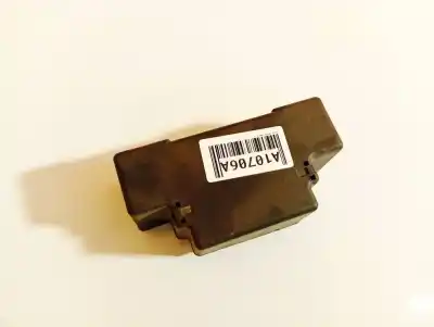 Pièce détachée automobile d'occasion boîtes à fusibles pour opel astra h (a04) 1.7 cdti (l48) références oem iam 13129783