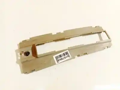 Pièce détachée automobile d'occasion plastiques pour opel astra h (a04) 1.7 cdti (l48) références oem iam 13113928