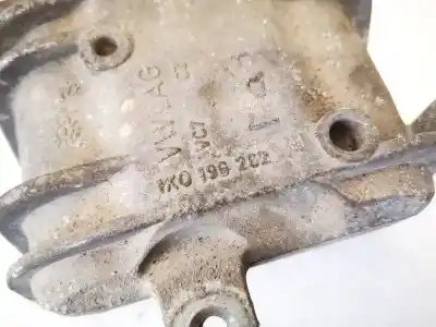 Second-hand car spare part engine support for opel kadett e fastback (t85) 1.4 s (c08, c48, d08, d48) oem iam references 1k0199262m  