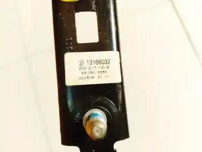 Pezzo di ricambio per auto di seconda mano gancio cintura anteriore sinistro per opel zafira / zafira family b (a05) 1.9 cdti (m75) riferimenti oem iam 13166032  330803354