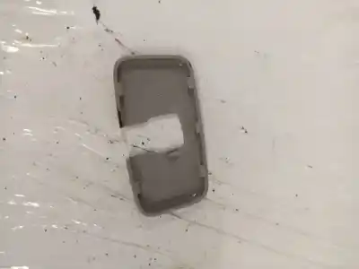 Peça sobressalente para automóvel em segunda mão plásticos por opel kadett e fastback (t85) 1.4 s (c08, c48, d08, d48) referências oem iam 3d0857577a