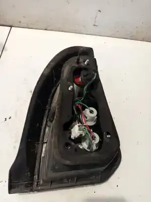 Peça sobressalente para automóvel em segunda mão farolim traseiro esquerdo por mitsubishi colt v (cj_, cp_) 1300 gl,glx (cj1a) referências oem iam e4027495  e4027495, e4016475 Peça sobressalente para automóvel em segunda mão farolim traseiro esquerdo por mitsubishi colt v (cj_, cp_) 1300 gl,glx (cj1a) referências oem iam e4027495  e4027495, e4016475