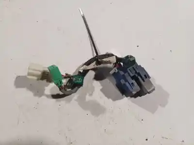 Автозапчастина б/у реле/запоперівник для opel corsa a fastback (s83) 1.2 i (f08, m08, f68, m68) посилання на oem iam 81133snb6e010m1  81133-snb6e010m1