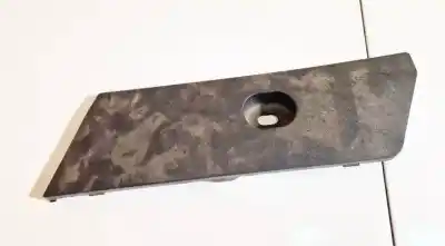 Pezzo di ricambio per auto di seconda mano plastica per toyota auris (_e15_) 2.0 d-4d (ade150_) riferimenti oem iam 5844112010