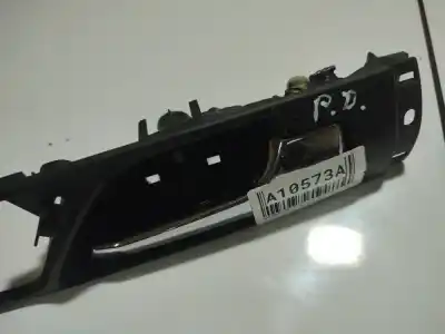 Pièce détachée automobile d'occasion poignée intérieure avant droite pour opel zafira / zafira family b (a05) 1.9 cdti (m75) références oem iam   