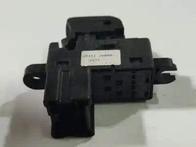 Peça sobressalente para automóvel em segunda mão botão / interruptor elevador vidro dianteiro esquerdo por nissan qashqai / qashqai +2 i (j10, nj10, jj10e) 1.6 referências oem iam 25411jd000  25411 jd000
