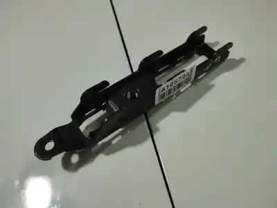 Gebrauchtes Autoersatzteil gürtelhaken vorn links zum volkswagen golf iv (1j1) 1.9 sdi oem-iam-referenzen 1j0857819c