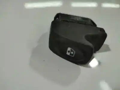 Peça sobressalente para automóvel em segunda mão botão / interruptor elevador vidro dianteiro esquerdo por renault kangoo (kc0/1_) 1.2 16v (kc05, kc06, kc03, kc0t, kc0w, kc1d) referências oem iam 090327n  090327n Peça sobressalente para automóvel em segunda mão botão / interruptor elevador vidro dianteiro esquerdo por renault kangoo (kc0/1_) 1.2 16v (kc05, kc06, kc03, kc0t, kc0w, kc1d) referências oem iam 090327n  090327n