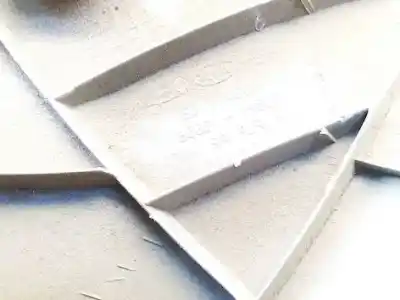 Pezzo di ricambio per auto di seconda mano plastica per kia cee'd fastback (ed) 1.6 crdi 115 riferimenti oem iam 858511h600  85851-1h600